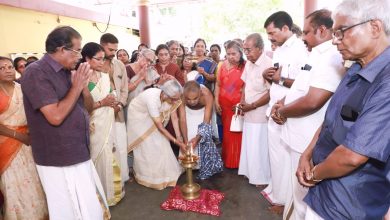 Photo of തൃപ്രയാർ വാഴക്കുളം ശ്രീ സുബ്രഹ്‌മ്യ ണ്യസ്വാമി ക്ഷേത്രത്തിൽ ശ്രീ അയ്യപ്പസ്വാമിയുടെ ക്ഷേത്ര വാതിൽ സമർപ്പണം നടന്നു