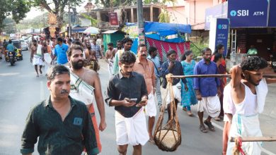 Photo of തൃപ്രയാർ തേവർ കാട്ടൂർ പൂരത്തിന് പുറപ്പെടുന്നു.