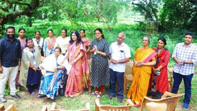 Photo of മുപ്പത് വർഷം കഴിഞ്ഞ് ലീന ജോസ് എത്തി, പുസ്തകമധുരവുമായി