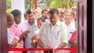 Photo of തളിക്കുളത്തിന് ആഘോഷമായി സി പി ഐ എം ലോക്കൽ കമ്മിറ്റി ഓഫീസായ സീതാറാം യെച്ചൂരി ഭവൻ സി പി ഐ എം സംസ്ഥാന സെക്രട്ടറി എംവി ഗോവിന്ദൻ നാടിന് സമർപ്പിച്ചു.