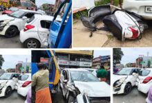 Photo of ടെമ്പോയും 3 കാറുകളും തമ്മിൽ കൂട്ടിയിടിച്ച് പരിക്കേറ്റവരെ. തൃപ്രയാർ 𝗔𝗖𝗧𝗦 പ്രവർത്തകർ.ആശുപത്രിയിൽ പ്രവേശിപ്പിച്ചു*