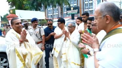 Photo of ഗുരുവായൂരില്‍ മള്‍ട്ടി സ്‌പെഷ്യാലിറ്റി ആശുപത്രി; അംബാനി 15 കോടി രൂപയുടെ ചെക്ക് കൈമാറി.