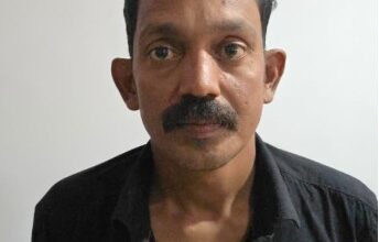 Photo of സ്ത്രീയെയും ഭർത്താവിനെയും കത്തി കാണിച്ച് കൊല്ലുമെന്ന് ഭീഷണിപ്പെടുത്തിയ കേസിലെ പ്രതി അറസ്റ്റിൽ