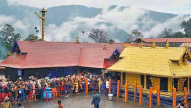 Photo of മണ്ഡലകാല പൂജകൾക്കായി ശബരിമല നട ഇന്ന് തുറക്കും; പുതിയ മേൽശാന്തി ചുമതലയേൽക്കും