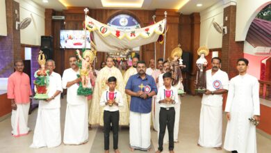 Photo of പഴുവിൽ സെൻ്റ് ആൻ്റണീസ് ഫൊറോന ദൈവാലയത്തിൽ തിരുനാളിന്റെ കൂട് തുറക്കൽ ശുശ്രൂഷ നടത്തി.