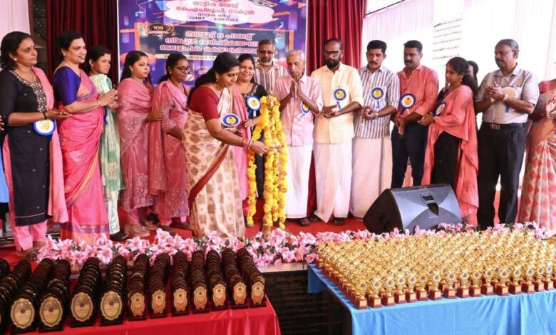 Photo of നാട്ടിക വെസ്റ്റ് കെ.എം.യു.പി സ്കൂളിൽ വാർഷികാഘോഷവും അധ്യാപക രക്ഷാകർത്തൃദിനവും സല്യൂട്ട് ദ പാരൻ്റും ആഘോഷിച്ചു.