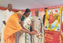 Photo of തളിക്കുളം പഞ്ചായത്ത് ഹിന്ദു ഏകതാ സമ്മേളനം. സ്വാമി വിവേകാനന്ദ നഗറിൽ നടത്തി. ഹിന്ദു ഐക്യവേദി സംസ്ഥാന രക്ഷാധികാരി ശശികല ടീച്ചർ ഉദ്ഘാടനം ചെയ്തു.