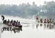 Photo of കണ്ടശാംകടവ് ജലോത്സവം: പരിശീലനത്തിനിറങ്ങി വള്ളങ്ങൾ