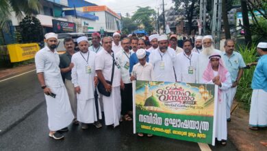 Photo of വലപ്പാട് പുത്തൻ പള്ളിയിൽ നബിദിനാഘോഷം നടന്നു.