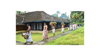 Photo of അന്തിക്കാട് കാർത്ത്യായനി ദേവി ക്ഷേത്രത്തിൽ നടന്ന  ഇല്ലനിറ.