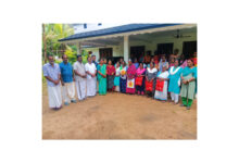 Photo of തൊഴിലുറപ്പ് തൊഴിലാളികൾക്ക് ഓണകോടി വിതരണം ചെയ്തു