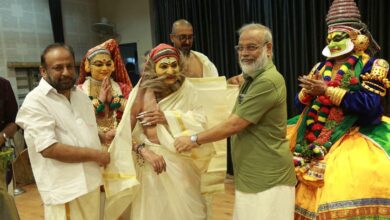 Photo of കണ്ണന് മുന്നിൽകുചേലനായി കലാമണ്ഡലം ഗോപിയാശാൻ,ആദരവേകി ഗുരുവായൂർ ദേവസ്വം.