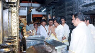 Photo of ആന്ധാ ഉപമുഖ്യമന്ത്രിക്ഷേത്ര ദർശനം നടത്തി.
