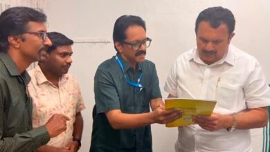 Photo of Type 1 Diabetic Welfare Society Keralaയുടെ നേതൃത്വത്തിൽ കേരളത്തിലെ Type 1 Diabetes കുട്ടികൾക്കും കുടുംബങ്ങൾക്കുമായി തയ്യാറാക്കിയ സമഗ്ര Project Proposal ഇന്ന് തിരുവനന്തപുരം സെക്രട്ടേറിയറ്റിൽ ബഹു. ആരോഗ്യ മന്ത്രി ശ്രീ. കെ. മുരളീധരൻ സാറിന് നേരിട്ട് കൈമാറുകയും വിശദീകരിക്കുകയും ചെയ്തു.