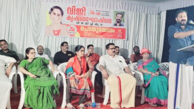 Photo of 28 ന് നടക്കുന്ന തളിക്കുളം പതിമൂന്നാം വാർഡ് ഉപതെരഞ്ഞെടുപ്പിൻ്റെ ഭാഗമായി എൽ ഡി എഫ് പ്രകടനവും പൊതുയോഗം സംഘടിപ്പിച്ചു.