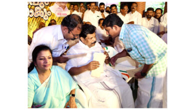 Photo of നാട്ടികയിലെ ഫെയർ വാല്യൂ കുറക്കണമെന്ന് അവിശ്യപ്പെട്ട് റവന്യൂ മന്ത്രിക്ക് കത്ത് നൽകി കോൺഗ്രസ്.