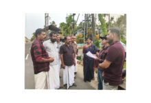 Photo of പുതിയ ദേശീയ പാത 66 ന്റെ നിർമ്മാണ ജോലി പൂർത്തീകരണവുമായി ബന്ധപ്പെട്ട് റോഡ് സുരക്ഷാ ക്രമീകരണങ്ങൾ NHAI എഞ്ചിനിയർമാരും വലപ്പാട് പഞ്ചായത്ത് ജനപ്രതിനിധികളുടെ യും ആസൂത്രണ സമിതി അംഗങ്ങളുടെയും  നേതൃത്വത്തിൽ സംയുക്ത പരിശോധന നടത്തി.