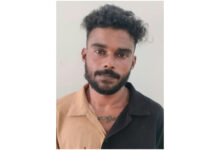 Photo of പ്രായപൂർത്തിയാകാത്ത കുട്ടിയെ പീഢിപ്പിച്ചു ഗർഭിണിയാക്കിയ സോഷ്യൽ മീഡിയ താരം വീണ്ടും അറസ്റ്റിൽ.