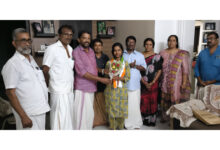 Photo of ഡോ. അർച്ചനയെ അനുമോദിച്ച് ആറാം വാർഡ് കോൺഗ്രസ്സ് കമ്മറ്റി.