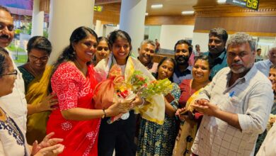Photo of ഏഷ്യൻ ഗെയിംസ് വെള്ളിമെഡൽ തിളക്കത്തിൽ നാട്ടികയുടെ അഭിമാനമായ ആൻസി സോജന് ആവേശകരമായ സ്വീകരണം.