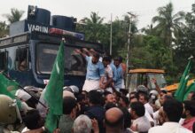 Photo of യു ഡി എഫ് ടോൾ പ്ലാസയിലേക്ക് നടത്തിയ മാർച്ചിൽ സംഘർഷം.